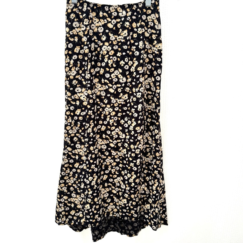 Abercrombie & Fitch Floral Midi Skirt Size XXS